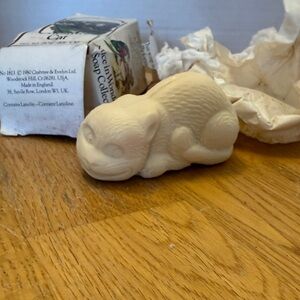 Charming Cream Cat-Shaped Soap